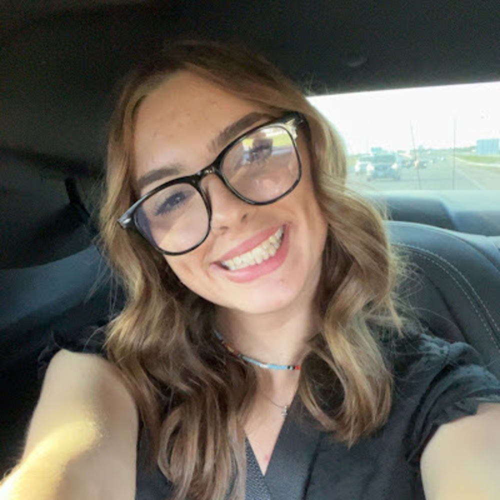 Meet your Posher, Juliana